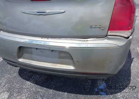 2017 Chrysler 300C z USA, uszkodzony, nr VIN 2C3CCAEG6HH590863